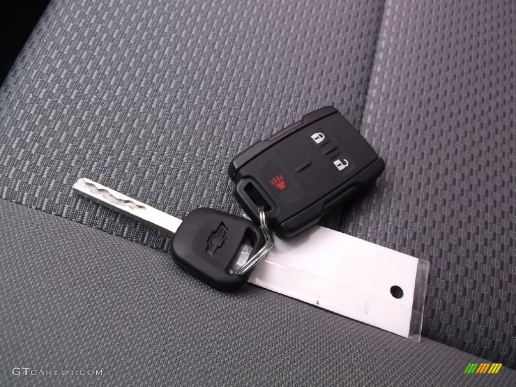 2015 Chevrolet Silverado 1500 WT Regular Cab 4x4 Keys Photos