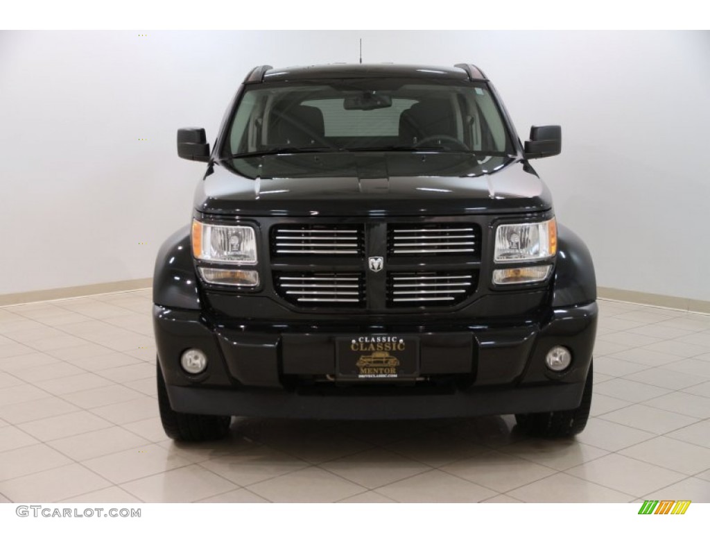 2011 Nitro Heat 4.0 4x4 - Brilliant Black Crystal Pearl / Dark Slate Gray photo #2