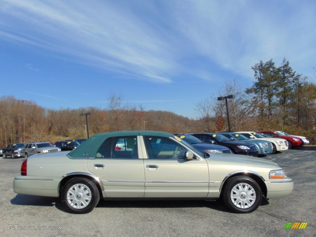 2004 Grand Marquis GS - Spruce Green Metallic / Light Flint photo #2