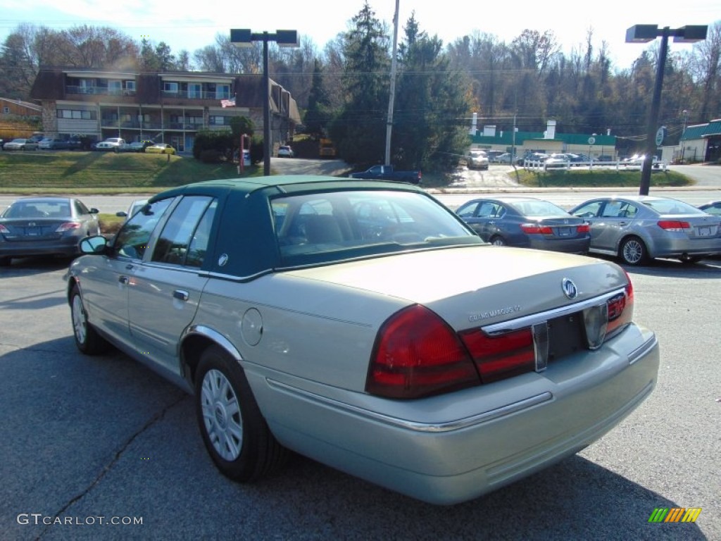 2004 Grand Marquis GS - Spruce Green Metallic / Light Flint photo #5
