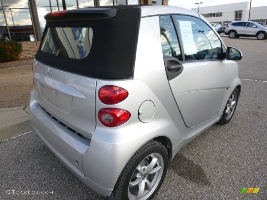 2012 fortwo passion coupe - Silver Metallic / Design Black photo #3