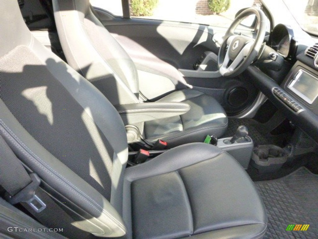 2012 fortwo passion coupe - Silver Metallic / Design Black photo #11