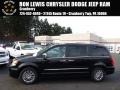 2015 Brilliant Black Crystal Pearl Chrysler Town & Country Touring-L  photo #1