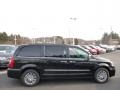 2015 Brilliant Black Crystal Pearl Chrysler Town & Country Touring-L  photo #5