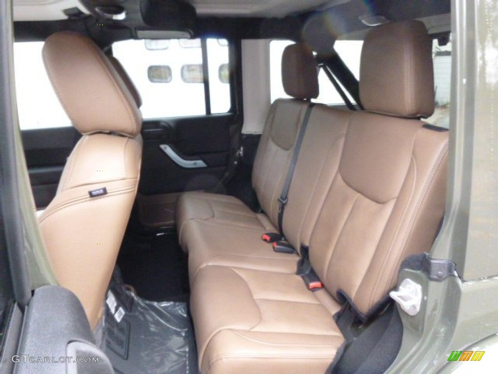 2015 Jeep Wrangler Unlimited Sahara 4x4 Rear Seat Photo #99269968
