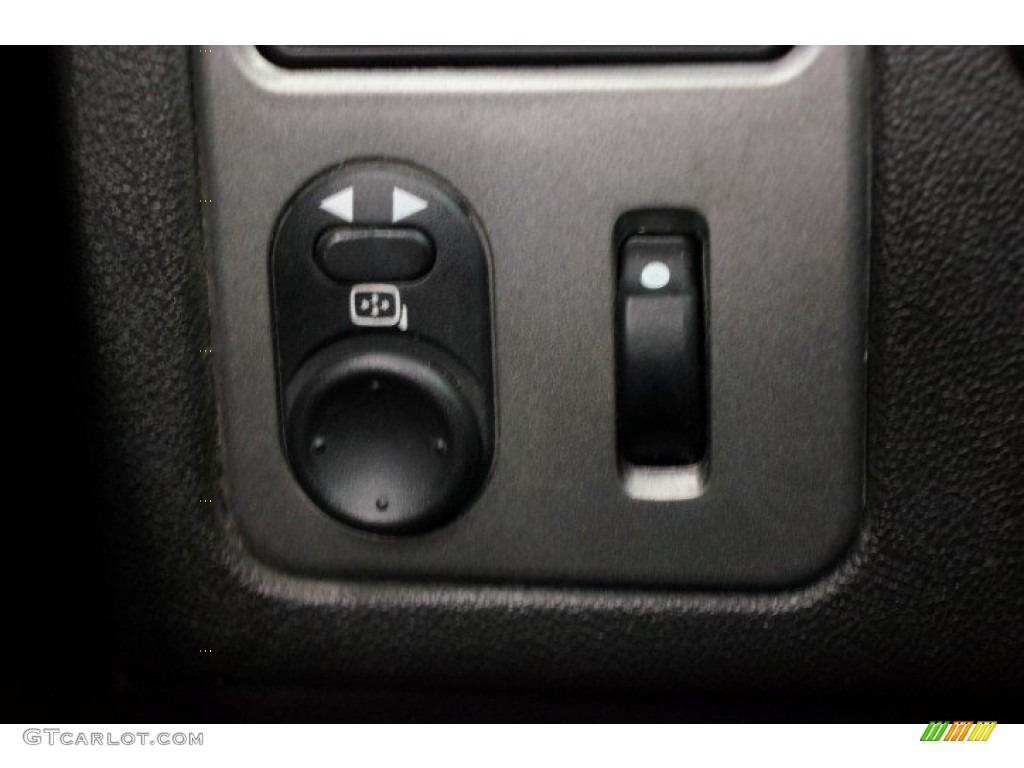 2006 Torrent  - Silver Alloy Metallic / Ebony Black photo #24