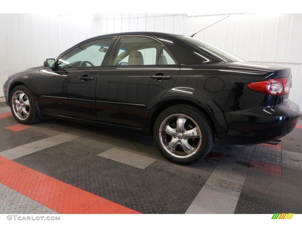 2004 MAZDA6 i Sedan - Onyx Black / Beige photo #11