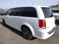 Bright White - Grand Caravan SXT Photo No. 3