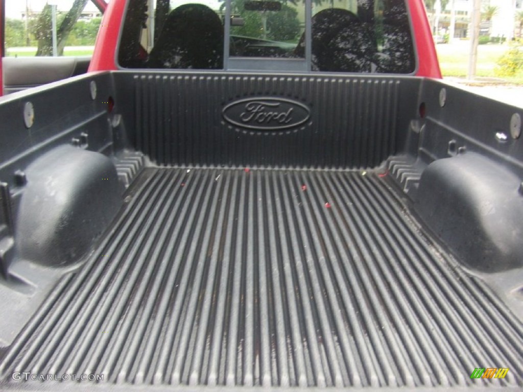 2002 Ranger XLT SuperCab - Toreador Red Metallic / Dark Graphite photo #9
