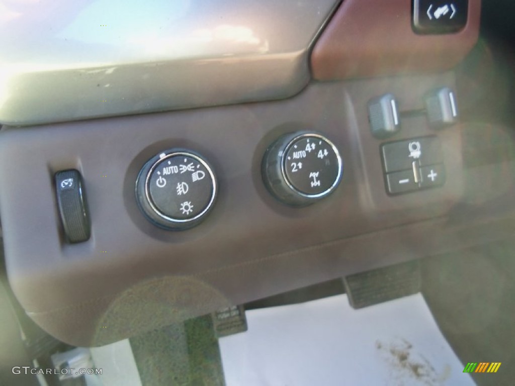 2015 Chevrolet Tahoe LTZ 4WD Controls Photo #99285406