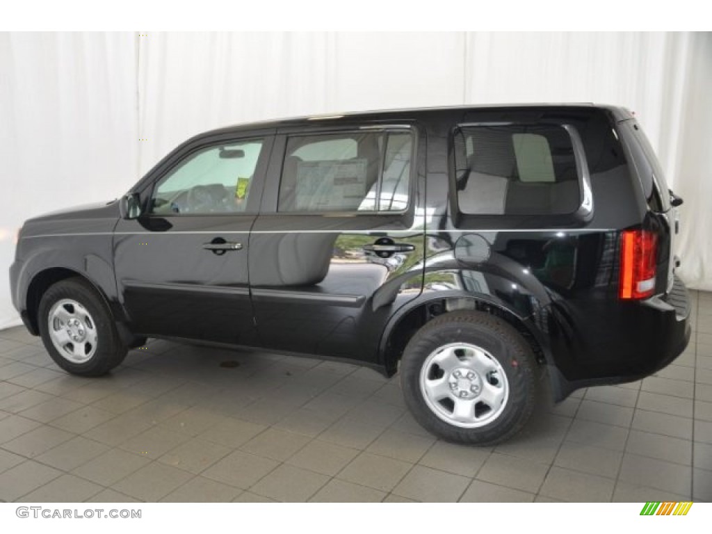 2015 Pilot LX - Crystal Black Pearl / Gray photo #4