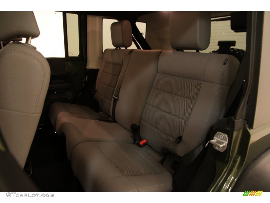 2009 Wrangler Unlimited Rubicon 4x4 - Jeep Green Metallic / Dark Slate Gray/Medium Slate Gray photo #15