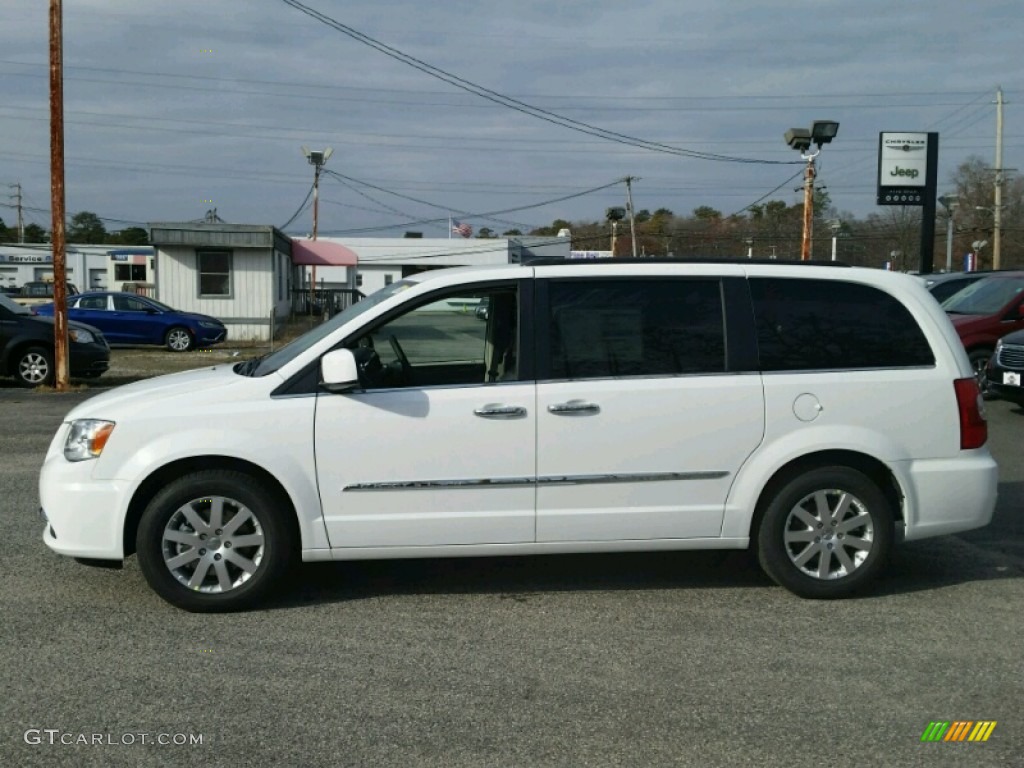 Bright White 2015 Chrysler Town & Country Touring Exterior Photo #99291190