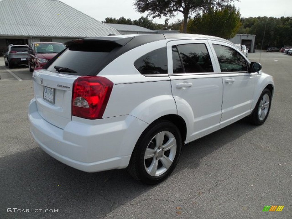 2011 Caliber Mainstreet - Bright White / Dark Slate Gray photo #9