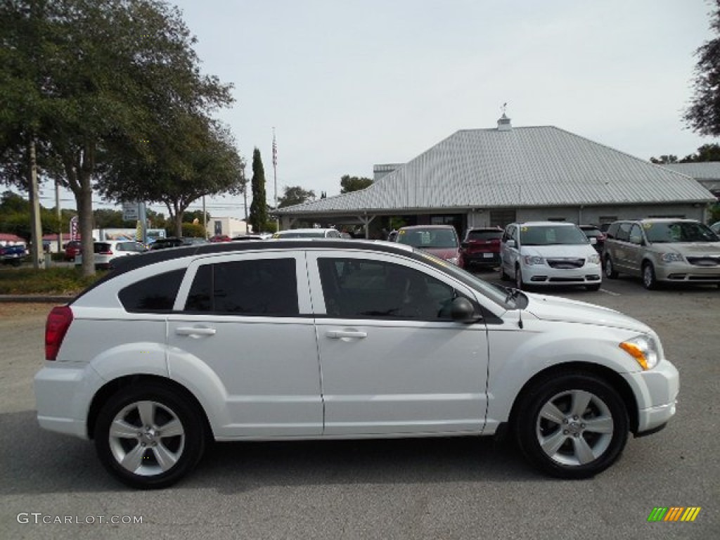 2011 Caliber Mainstreet - Bright White / Dark Slate Gray photo #10