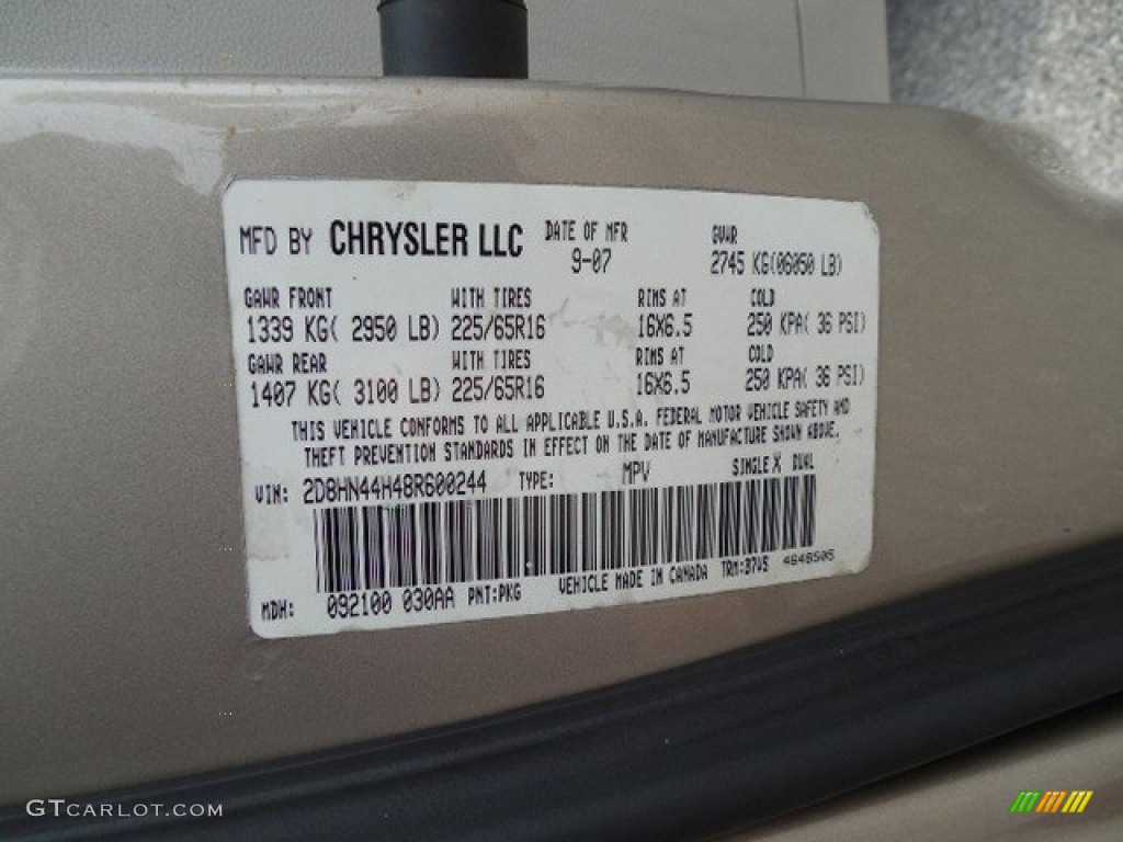 2008 Grand Caravan SE - Light Sandstone Metallic / Dark Slate/Light Shale photo #24