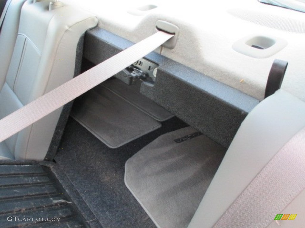2007 Aura XE - Techno Gray Metallic / Gray photo #22
