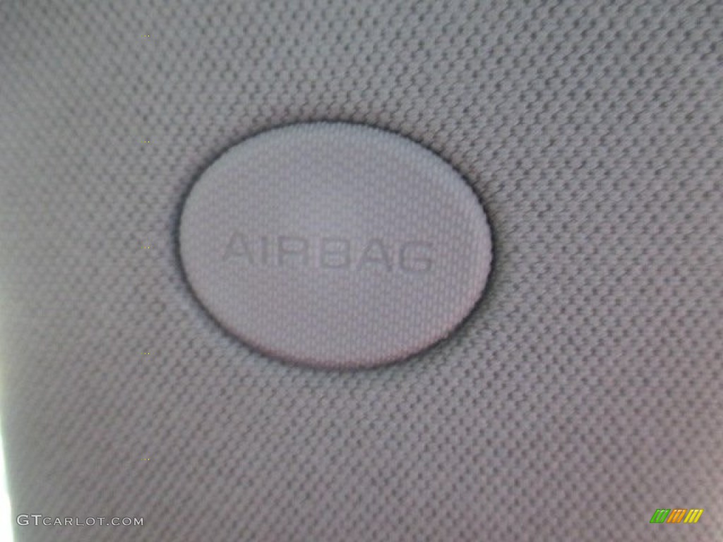 2007 Aura XE - Techno Gray Metallic / Gray photo #31