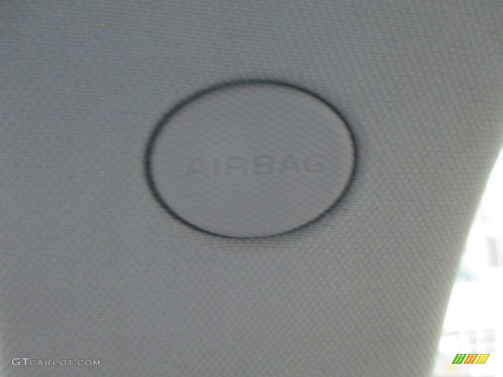 2007 Aura XE - Techno Gray Metallic / Gray photo #32
