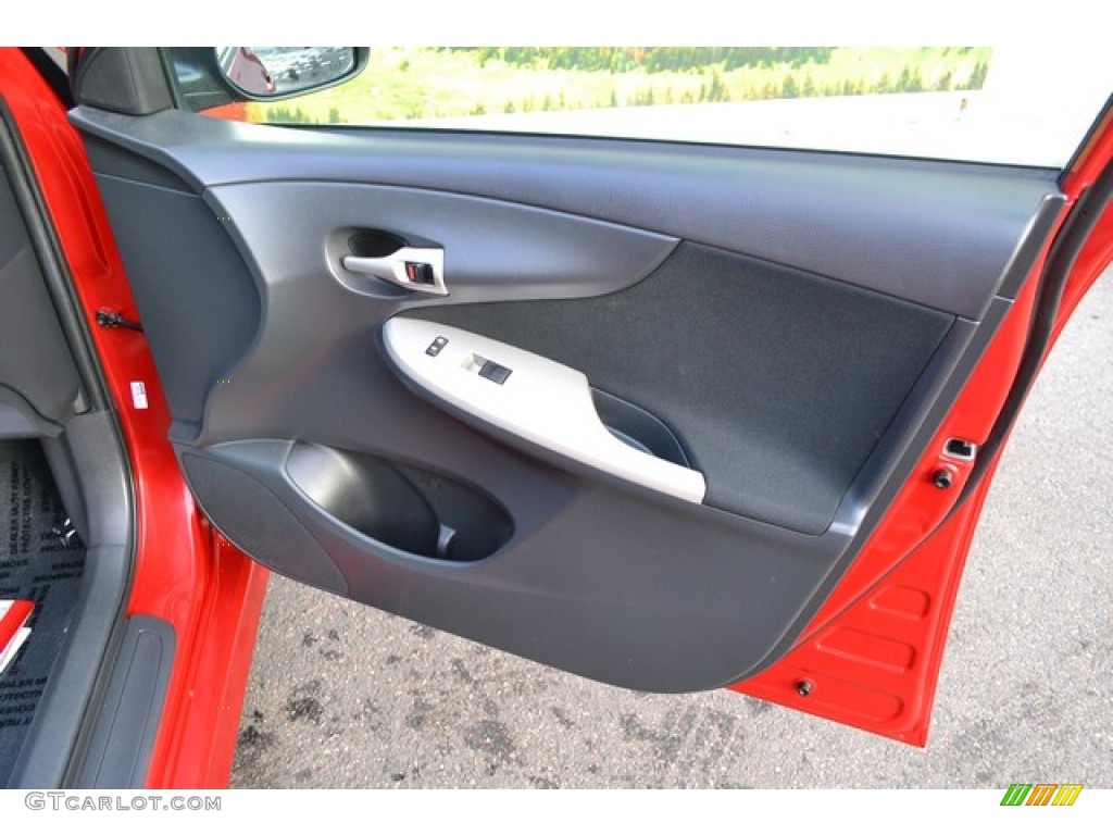 2013 Toyota Corolla S Door Panel Photos