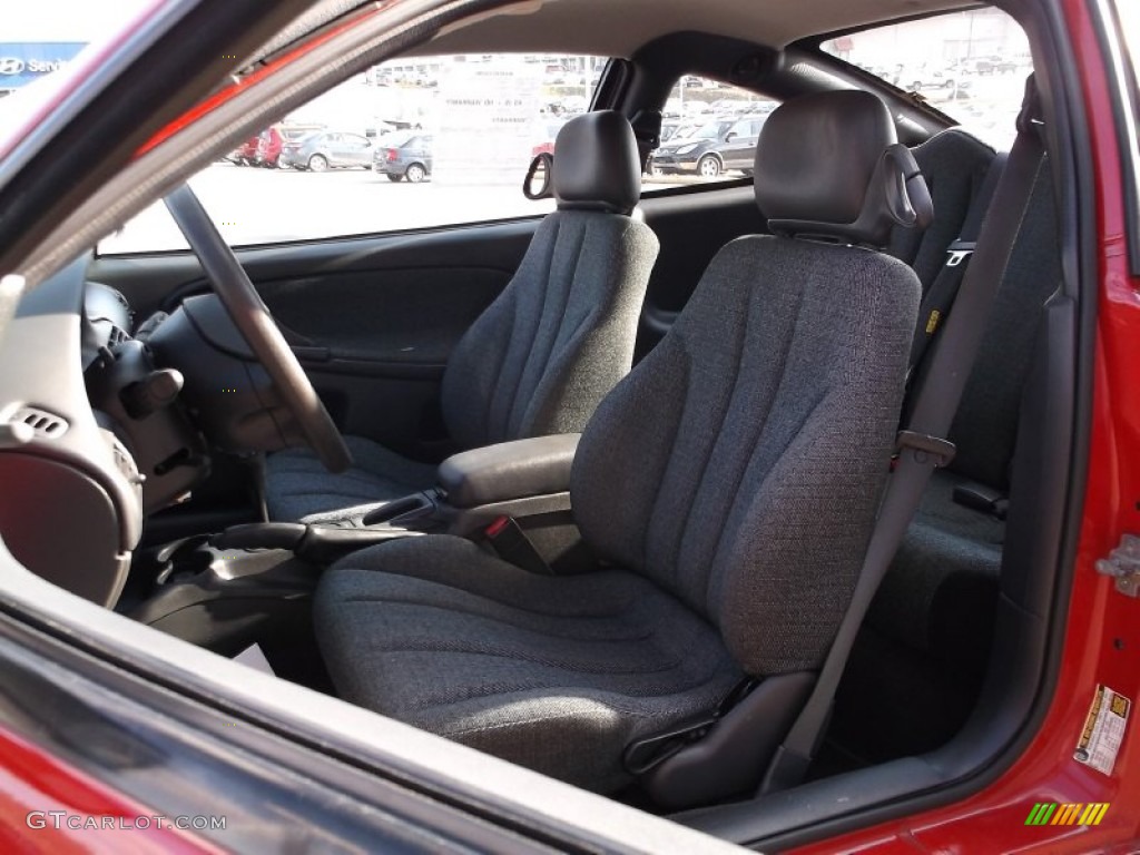 2004 Cavalier Coupe - Victory Red / Graphite photo #13