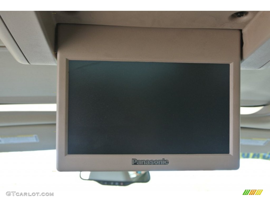 2007 Suburban 1500 LTZ 4x4 - Gold Mist Metallic / Light Cashmere/Ebony photo #21