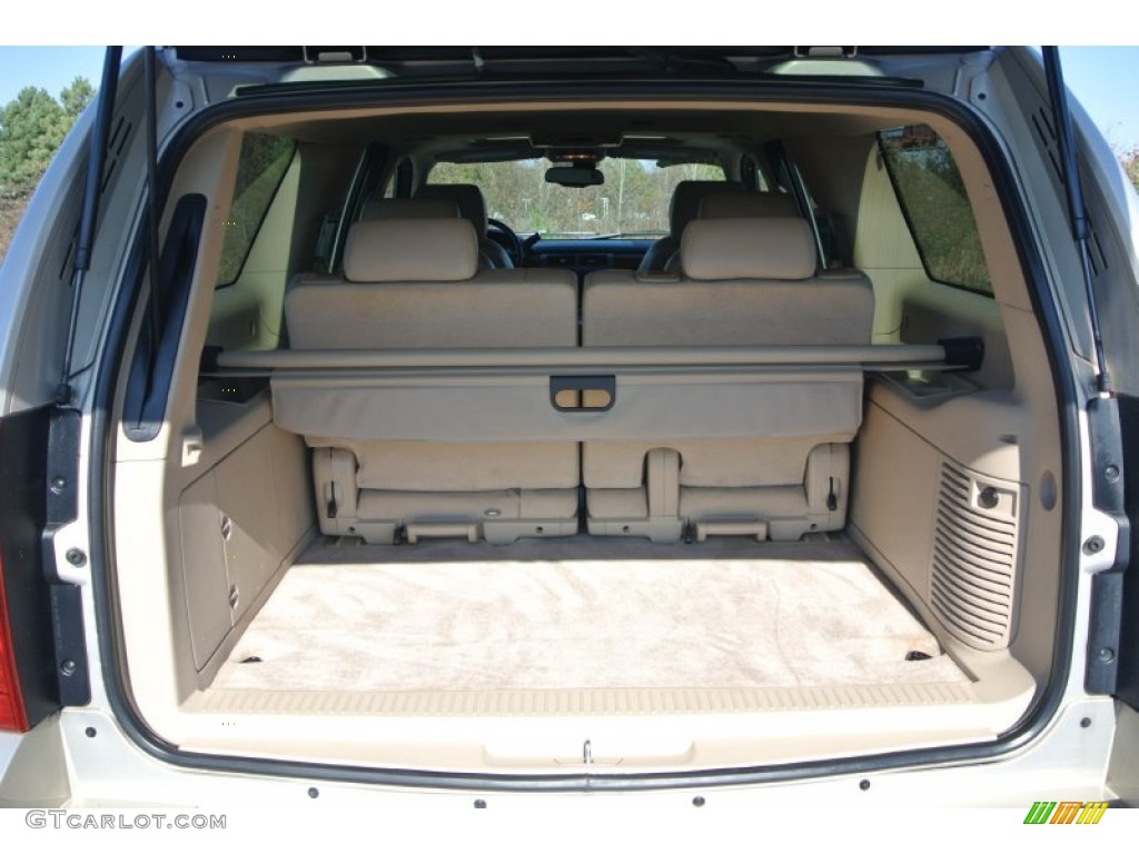 2007 Suburban 1500 LTZ 4x4 - Gold Mist Metallic / Light Cashmere/Ebony photo #22
