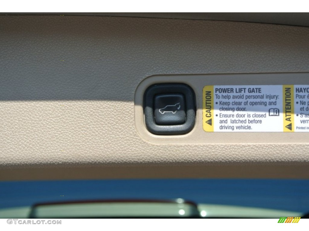 2007 Suburban 1500 LTZ 4x4 - Gold Mist Metallic / Light Cashmere/Ebony photo #23