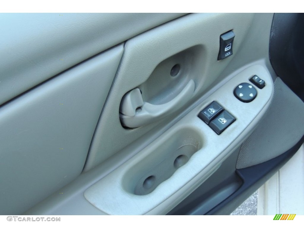2004 Monte Carlo SS - White / Medium Gray photo #14