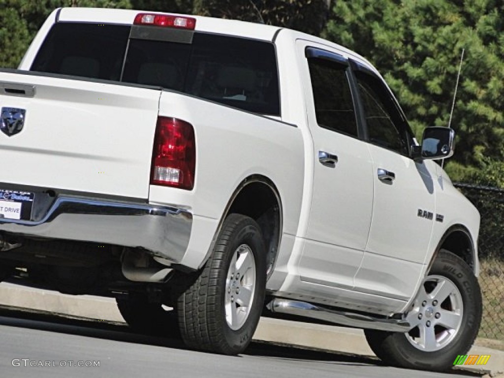 2009 Ram 1500 Laramie Crew Cab - Stone White / Light Pebble Beige/Bark Brown photo #21