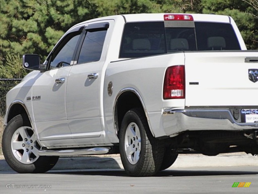 2009 Ram 1500 Laramie Crew Cab - Stone White / Light Pebble Beige/Bark Brown photo #31