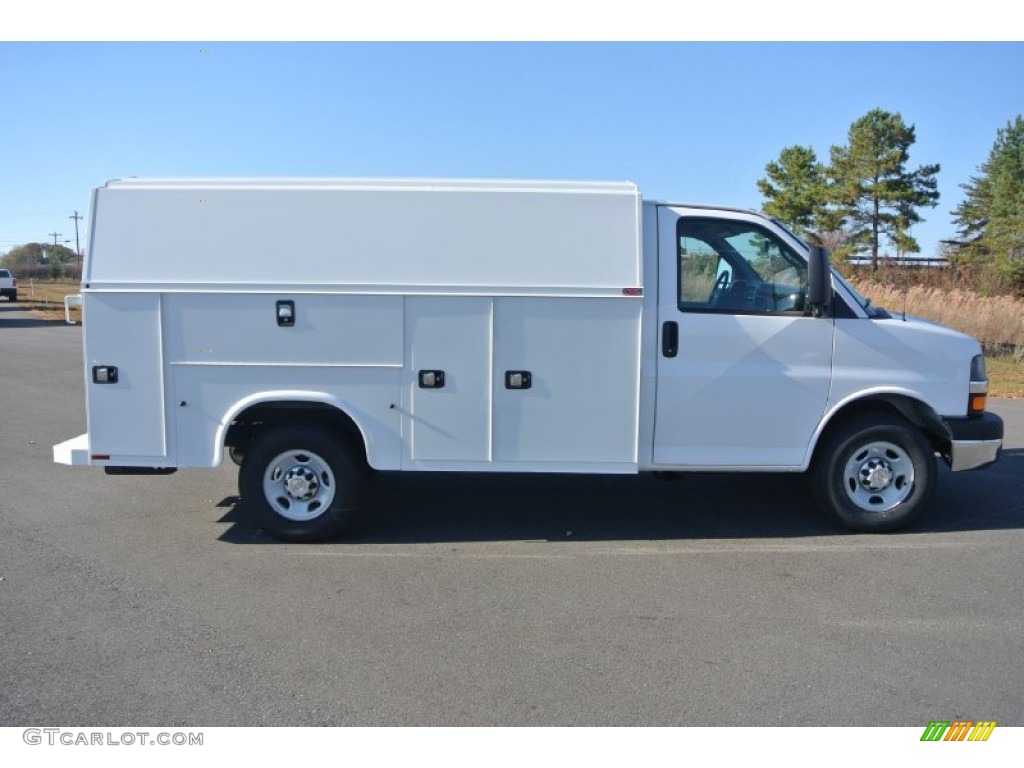 2015 Express Cutaway 3500 Utility Van - Summit White / Medium Pewter photo #6