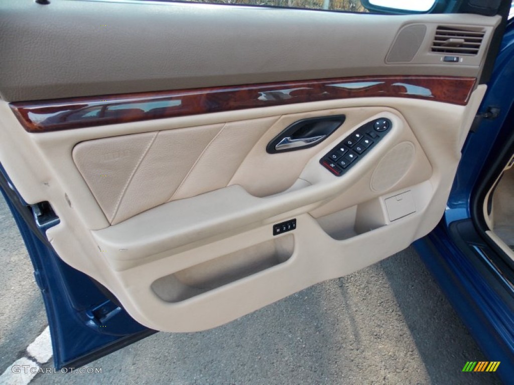 2002 BMW 5 Series 530i Sedan Sand Door Panel Photo #99314125