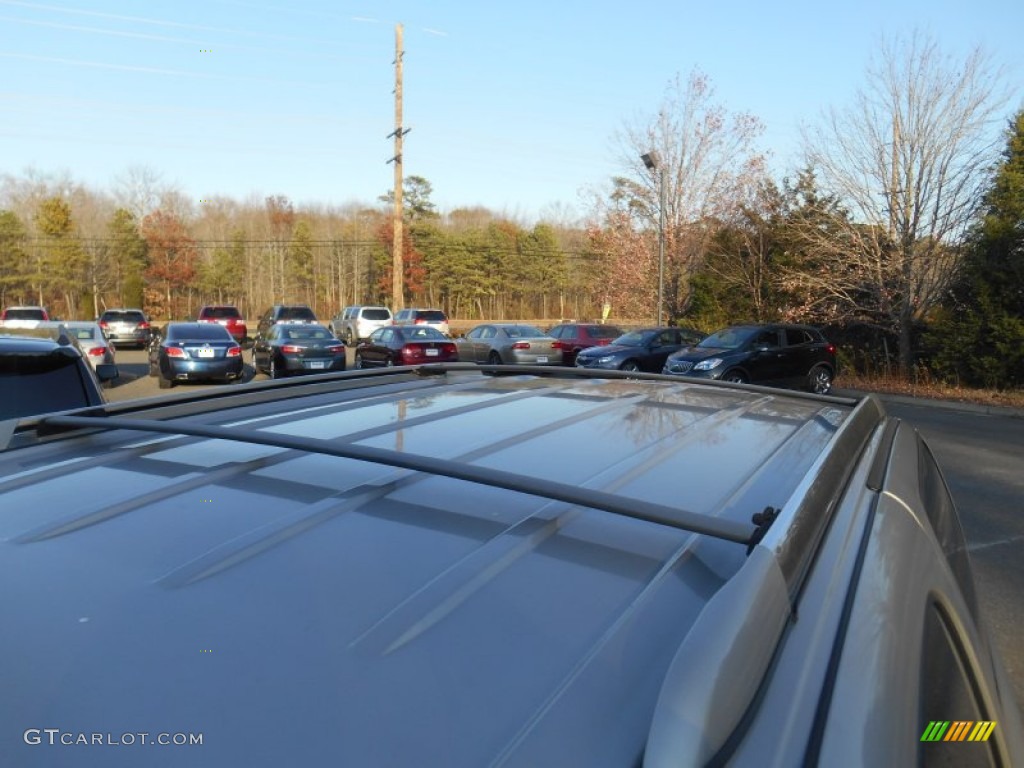 2004 Escalade AWD - Quicksilver / Pewter Gray photo #9