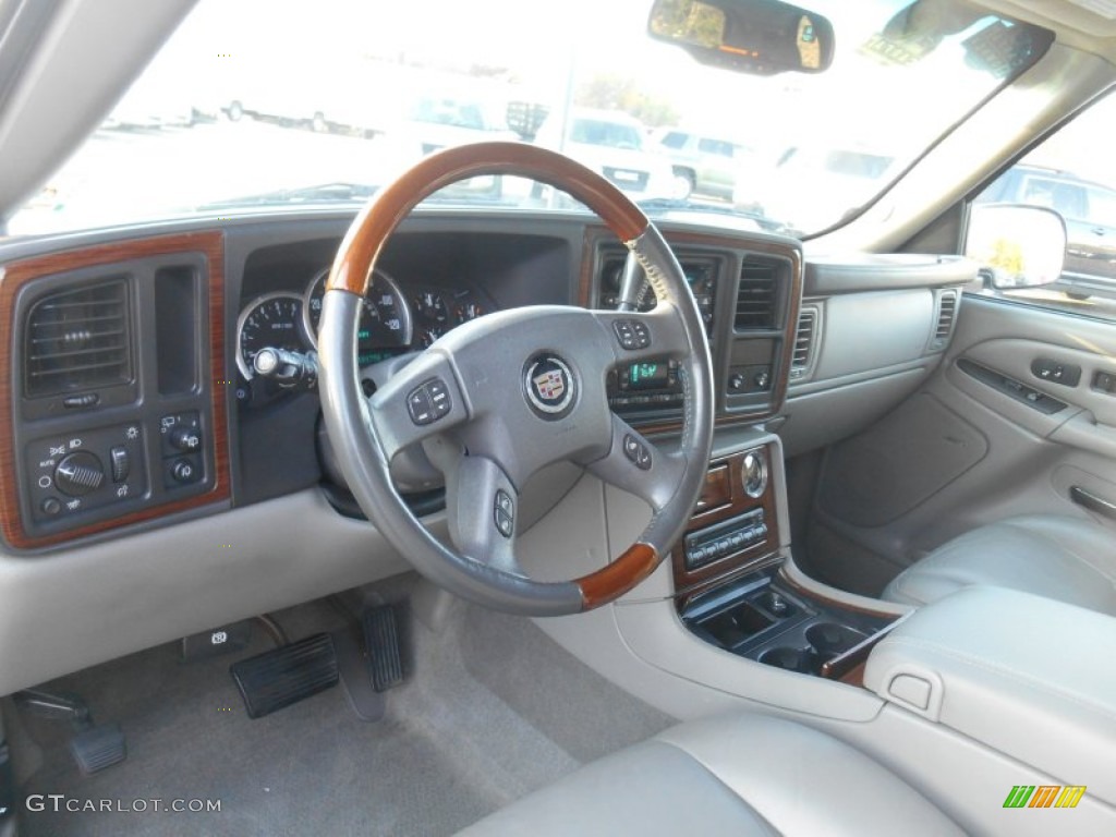 2004 Escalade AWD - Quicksilver / Pewter Gray photo #13