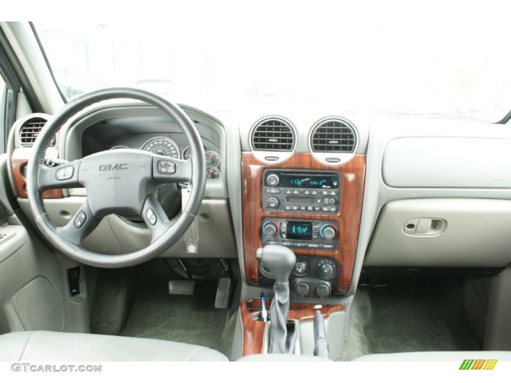 2003 Envoy SLT - Pewter Metallic / Medium Pewter photo #25