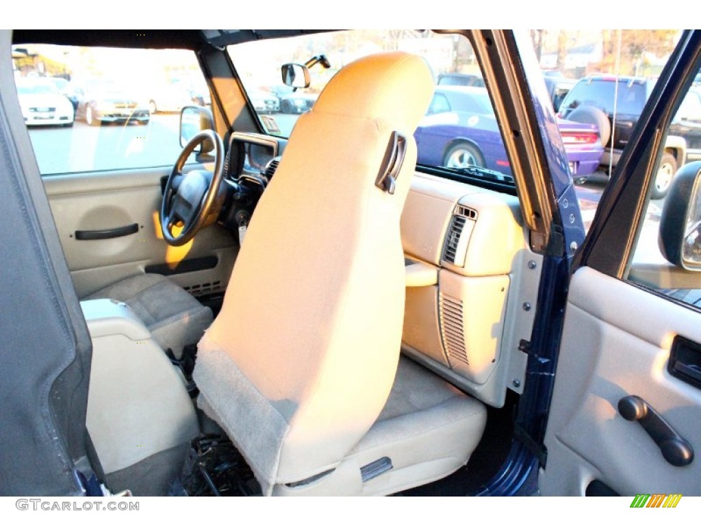 2004 Wrangler X 4x4 - Patriot Blue Pearl / Khaki photo #22