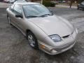 Light Taupe Metallic - Sunfire SE Coupe Photo No. 2