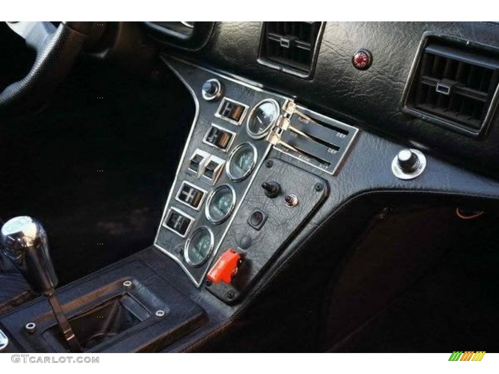 1972 De Tomaso Pantera Standard Pantera Model Controls Photo #99328756