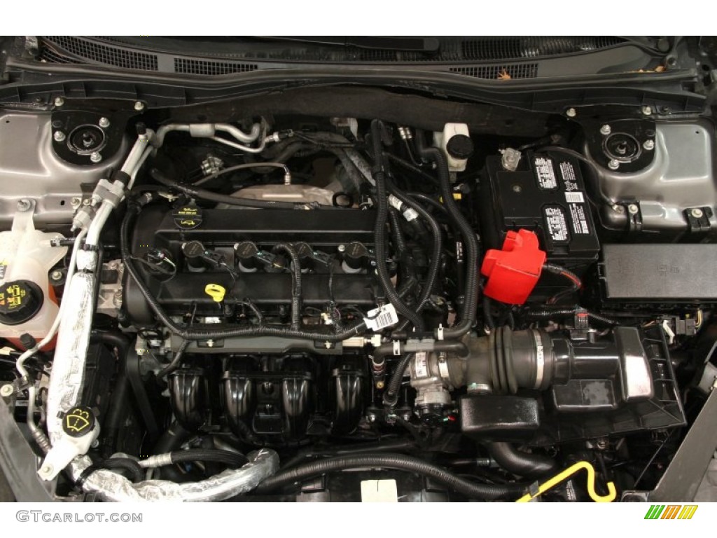 2012 Ford Fusion SE Engine Photos