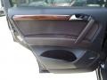 Orca Black Metallic - Q7 3.0 TDI Premium Plus quattro Photo No. 29