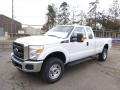 Oxford White - F350 Super Duty XL Super Cab 4x4 Photo No. 2