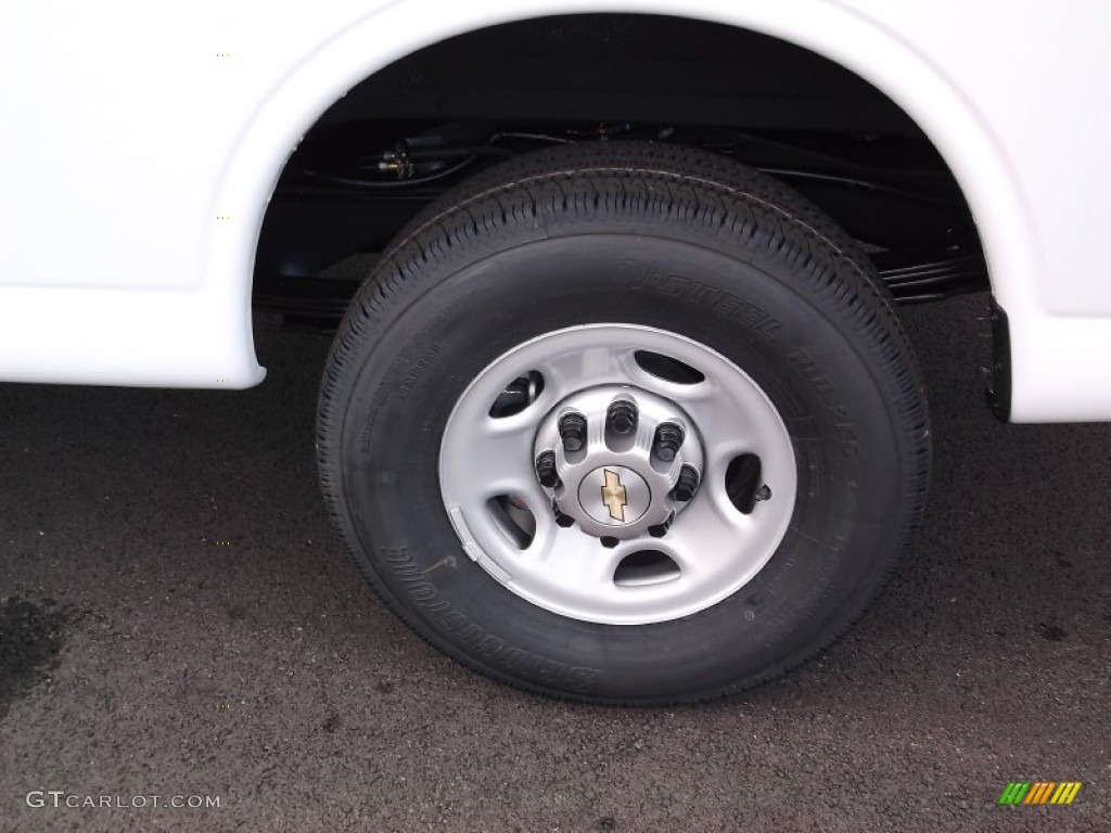 2015 Chevrolet Express 2500 Cargo WT Wheel Photos
