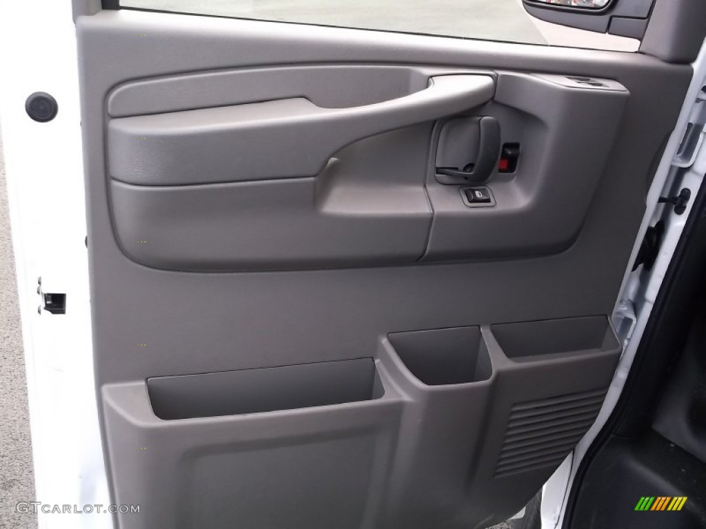 2015 Chevrolet Express 2500 Cargo WT Door Panel Photos