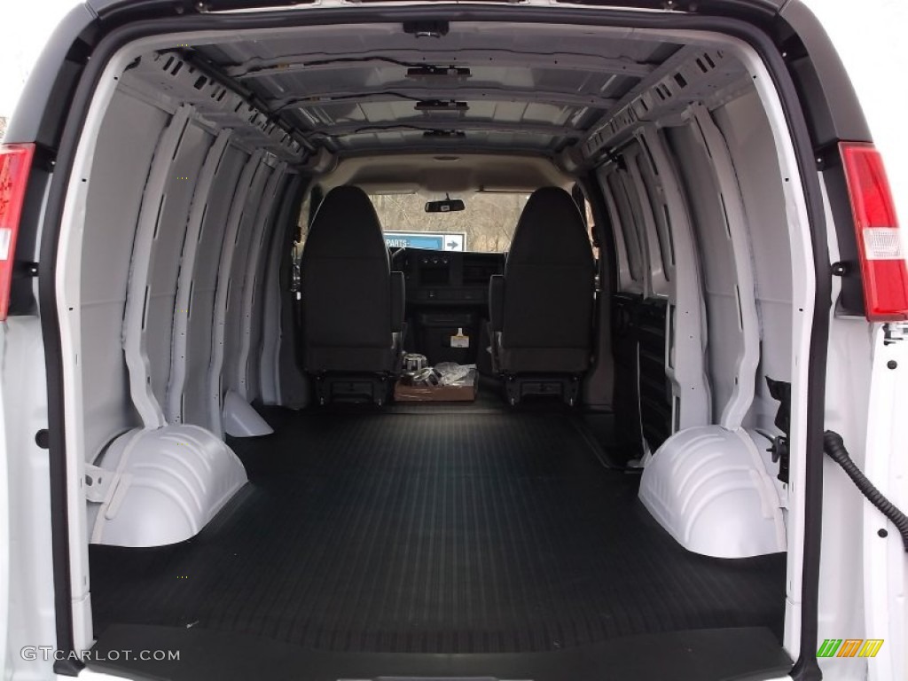 2015 Chevrolet Express 2500 Cargo WT Trunk Photos