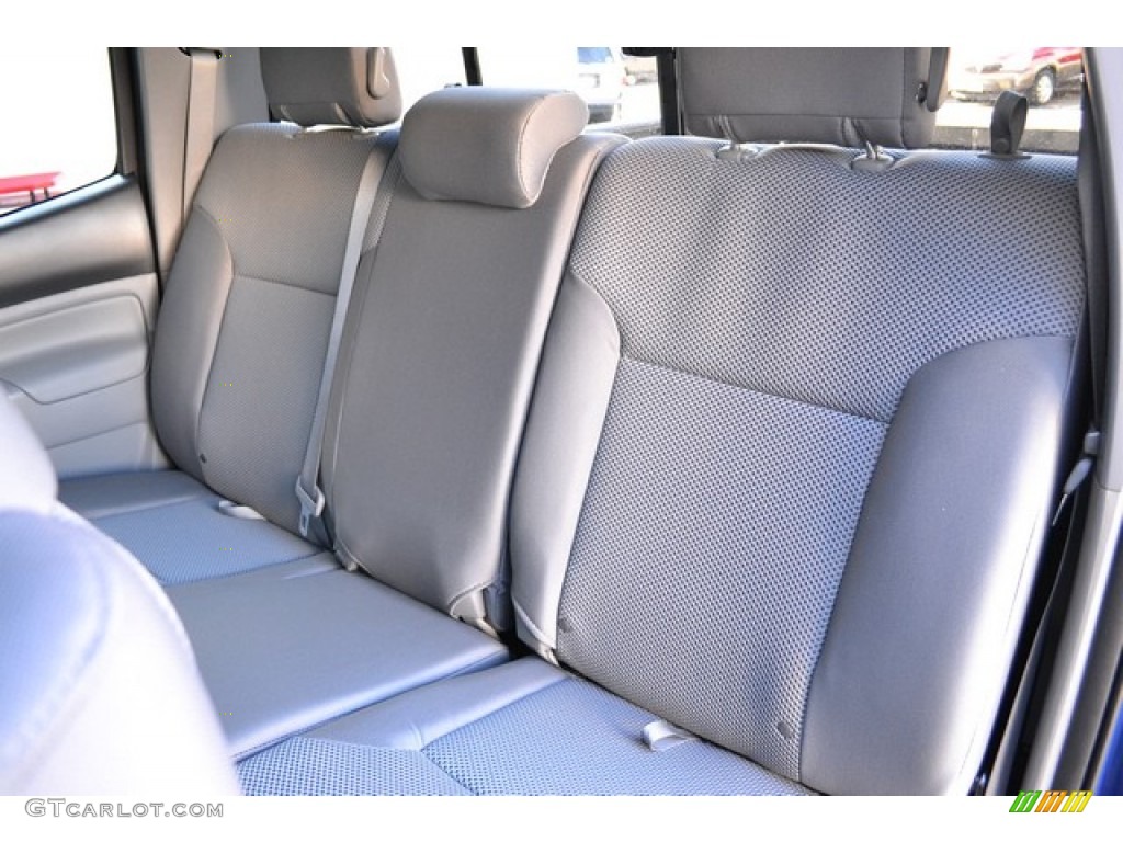 2015 Tacoma V6 Double Cab 4x4 - Blue Ribbon Metallic / Graphite photo #7