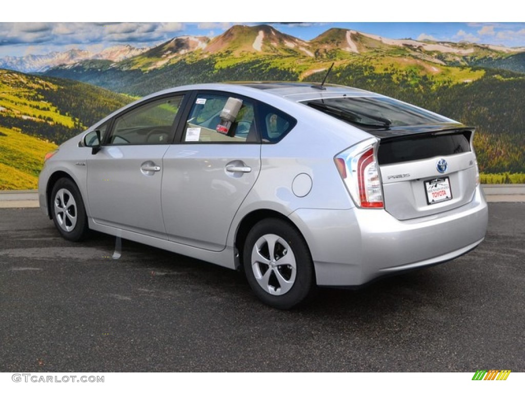 2015 Prius Four Hybrid - Classic Silver Metallic / Misty Gray photo #3