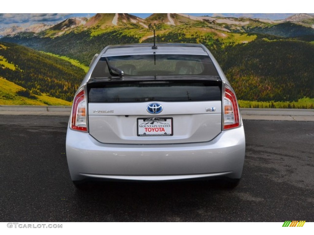 2015 Prius Four Hybrid - Classic Silver Metallic / Misty Gray photo #4