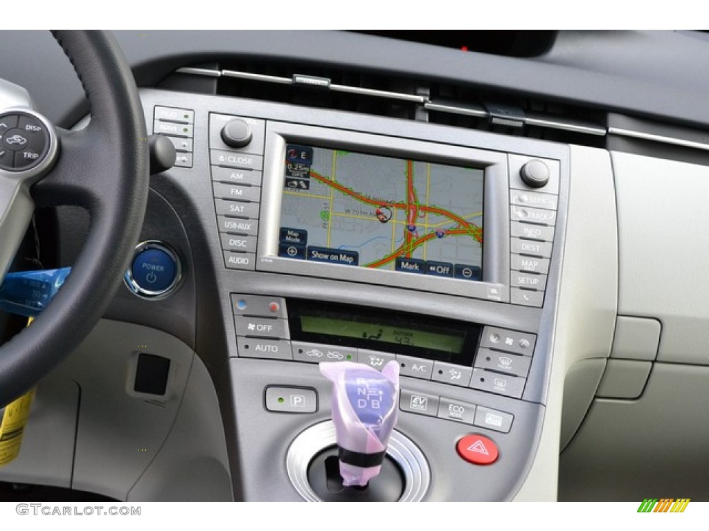 2015 Prius Four Hybrid - Classic Silver Metallic / Misty Gray photo #6