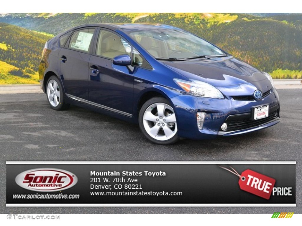 2015 Nautical Blue Metallic Toyota Prius Five Hybrid